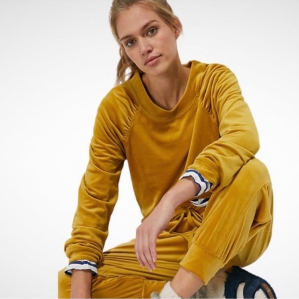 Anthropologie lounge wear set
